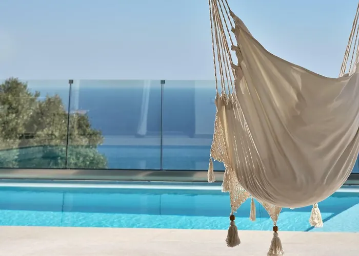 Thea Lux * Koríthion